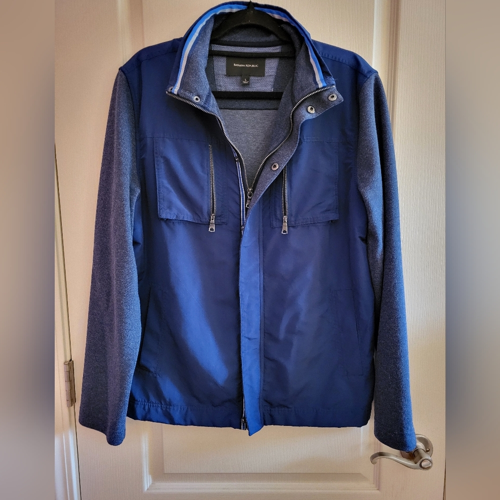 Medium weight mens blue Banana Republic jacket